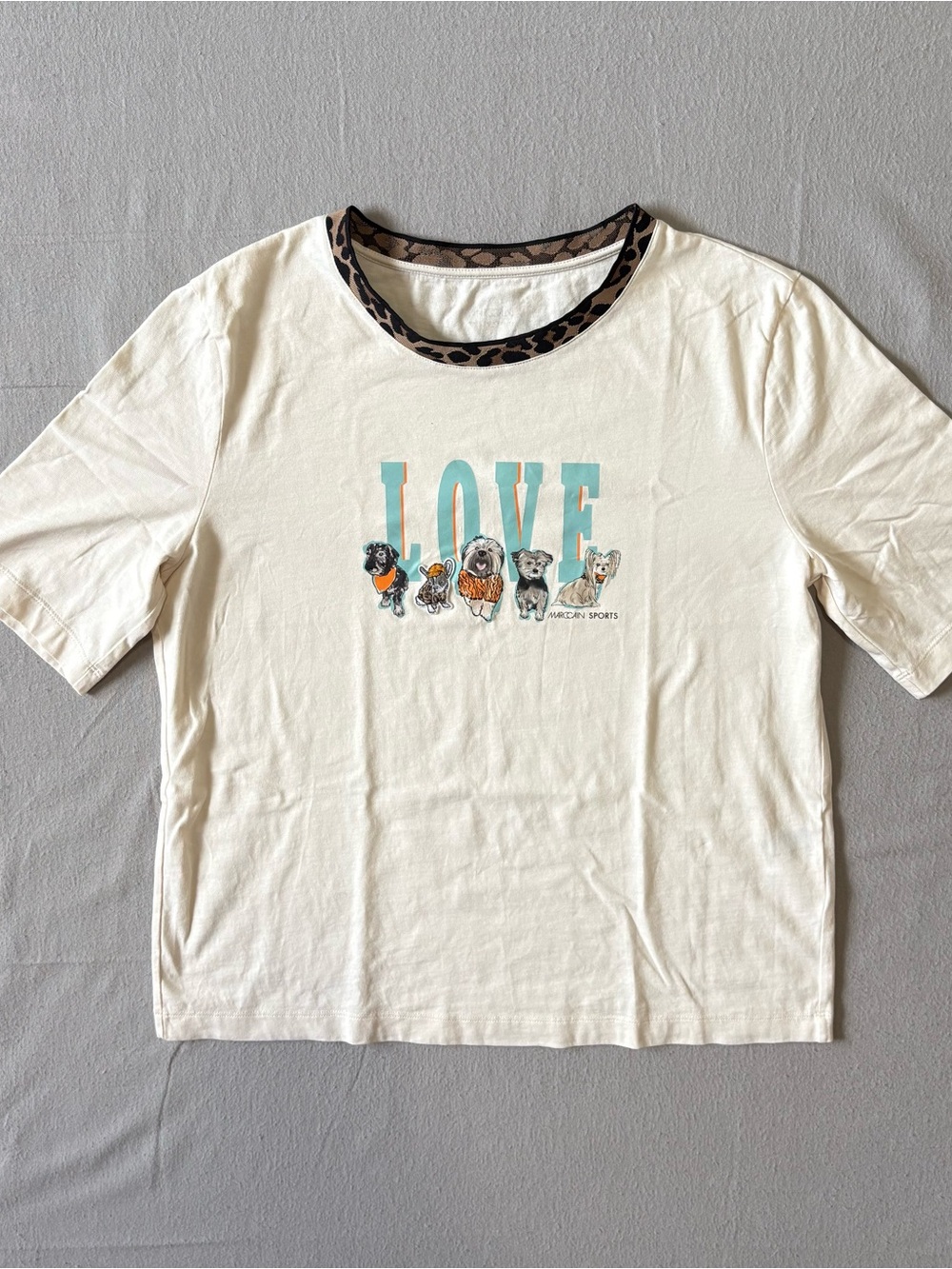 Marc Cain Sports Love Dogs Graphic Tee Leopard Trim Ivory Short Sleeve Size M/L